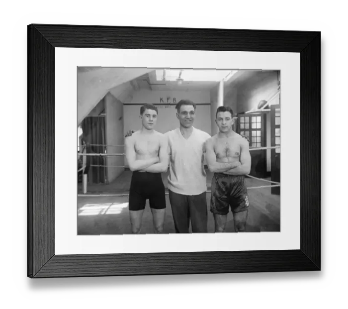 Framed Print : Boxers, Teddy Baldock ( left ) and Archie Bell. They will meet at the Albert