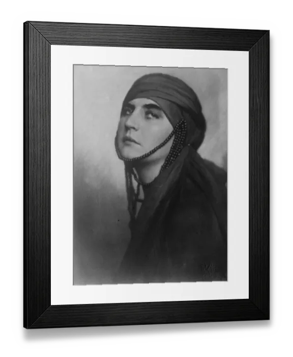 Framed Print : MMe Diamant 22 August 1923 Framed Print : MMe Diamant 22 August 1923