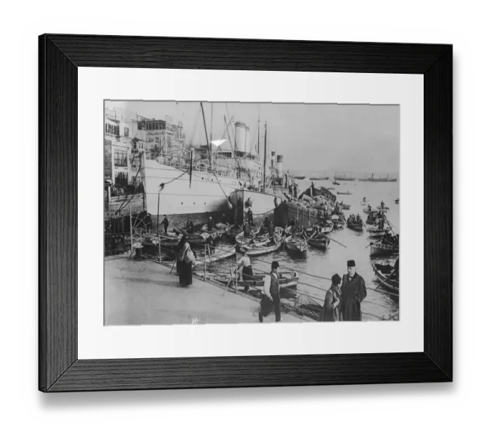 Framed Print : Constantinople in Turkey The water front at Stamboul 21 November 1922 Framed Print : Constantinople in Turkey The water front at Stamboul 21 November 1922