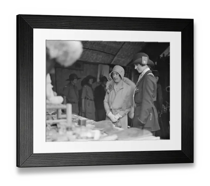Framed Print : Hertfordshire Agricultural Show at Hatfield The Duchess of York at the girl guides Framed Print : Hertfordshire Agricultural Show at Hatfield The Duchess of York at the girl guides