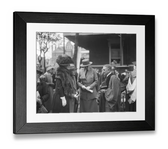 Framed Print : American and Canadian doctors at London hospital garden party Dr Charles M Mayo Framed Print : American and Canadian doctors at London hospital garden party Dr Charles M Mayo