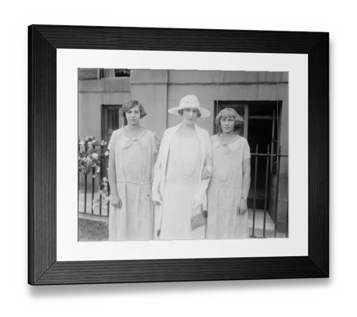 Framed Print : London Royal Visitors Her Majesty the Queen of Spain with her two daughters Infanta Framed Print : London Royal Visitors Her Majesty the Queen of Spain with her two daughters Infanta