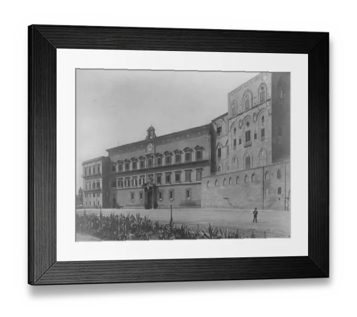 Framed Print : Royal Palace at Palermo, Italy 1921 Framed Print : Royal Palace at Palermo, Italy 1921
