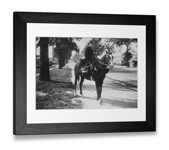 Framed Print : Long distance rider equestrian rider. Mlle Dorangue photographed at Le Bourget