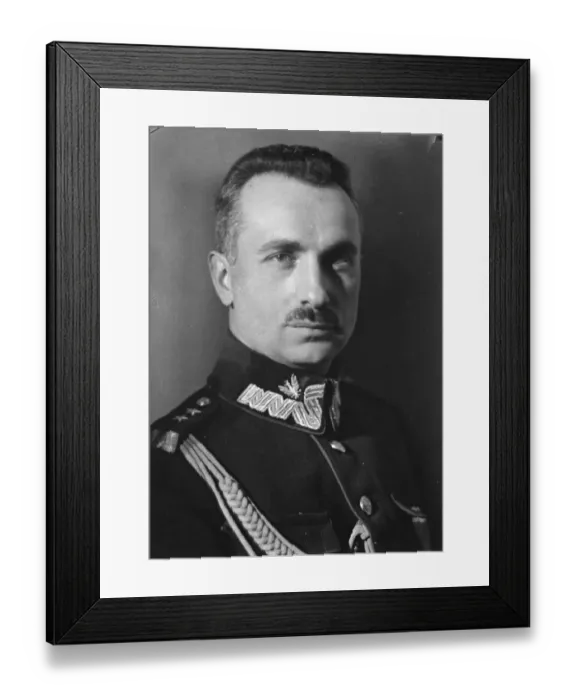 Framed Print : Worlds greatest strategist. The Polish Army Chief who, according to many Continental Framed Print : Worlds greatest strategist. The Polish Army Chief who, according to many Continental