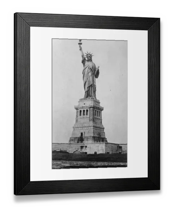 Framed Print : The Prime Ministers ( Mr Ramsay MacDonald ) arrival at New York. The Prime Framed Print : The Prime Ministers ( Mr Ramsay MacDonald ) arrival at New York. The Prime