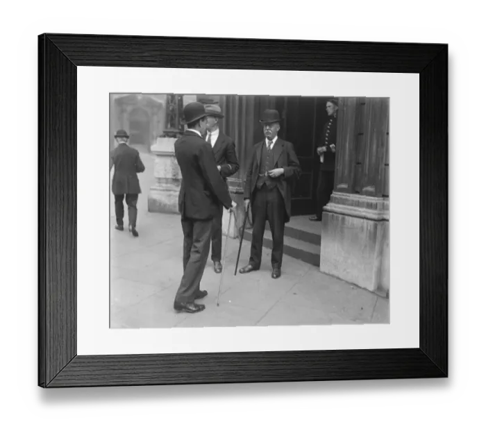 Framed Print : Alleged Forged Bill CAse It was alleged that prisoner posing as Lord Haldon accepted