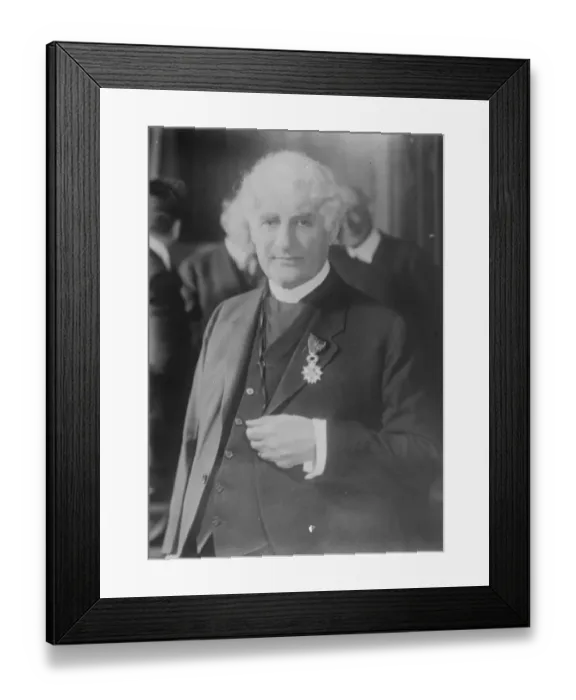 Framed Print : France decorates David Belasco. Mr David Belasco, who was officially notified