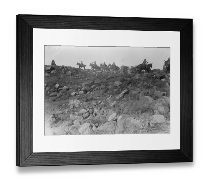 Framed Print : Spans difficult theatre of Rif War Spanish Artillery ascending the famous mount Framed Print : Spans difficult theatre of Rif War Spanish Artillery ascending the famous mount