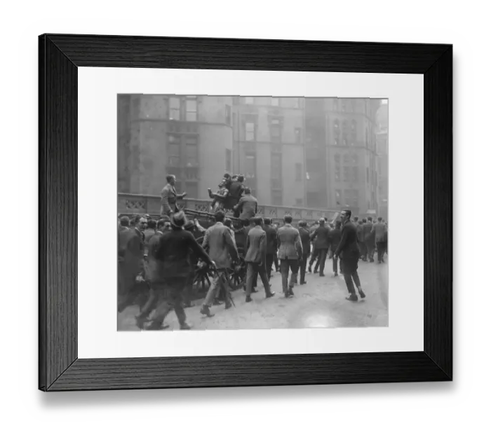 Framed Print : Students from Guys capture Prineas the mascot of University College Hospital 14 Framed Print : Students from Guys capture Prineas the mascot of University College Hospital 14