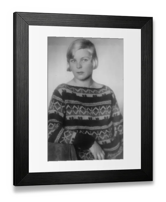 Framed Print : Amanda Pritz, daughter of a wealthy Viennese butcher. 22 July 1927