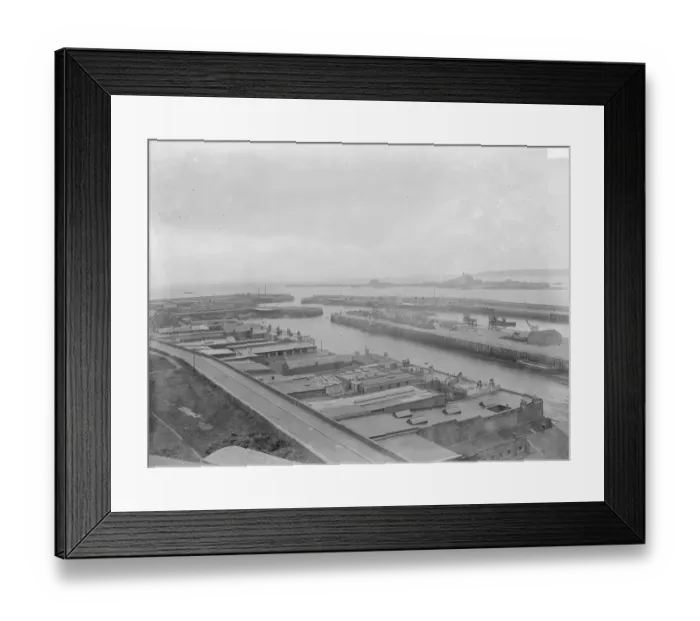 Framed Print : Jersey St Helier harbour Framed Print : Jersey St Helier harbour