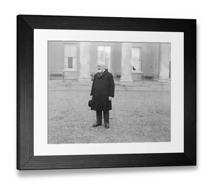 Framed Print : Irish Governor Generals first speech to both houses at Dublin Mr T M Healy Framed Print : Irish Governor Generals first speech to both houses at Dublin Mr T M Healy