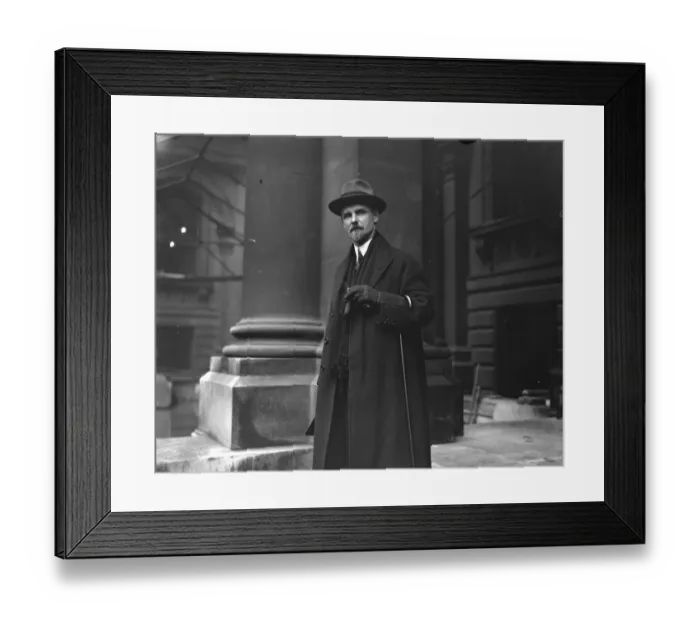 Framed Print : The Anglo - Russian conference opens at the Foreign Office M Berzin arriving 14