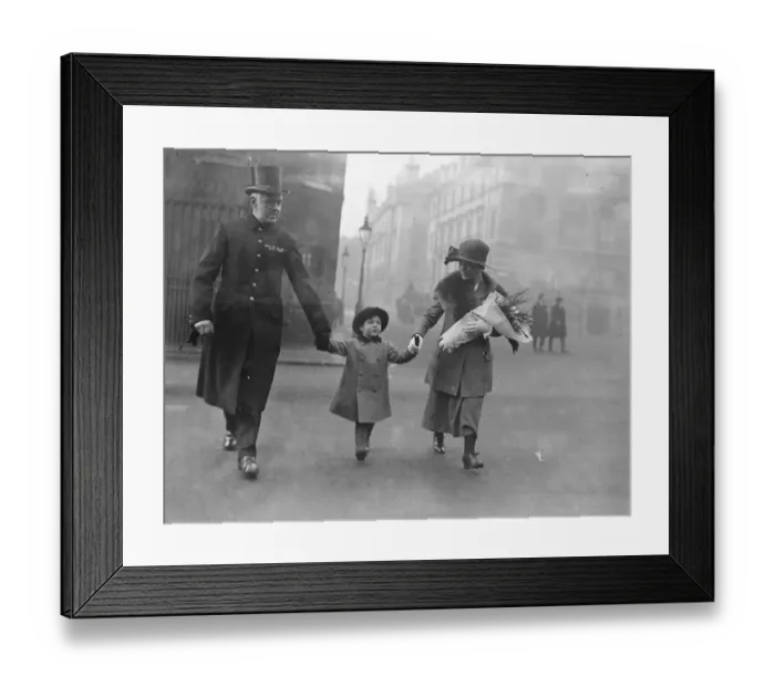 Framed Print : Queen Alexandras birthday, callers at Marlborough House Master Alexander Ramsay Framed Print : Queen Alexandras birthday, callers at Marlborough House Master Alexander Ramsay