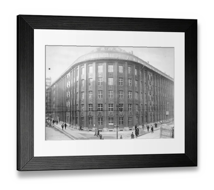 Framed Print : Berlin. The Rent Bank Building 1924