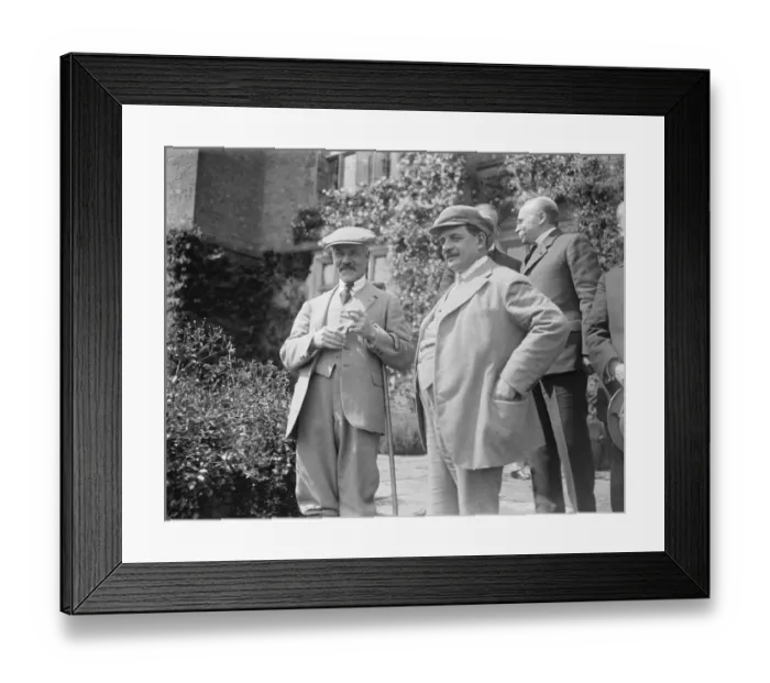 Framed Print : M Herriot, French Premier, visits Mr MacDonald at Chequers The two Premiers Framed Print : M Herriot, French Premier, visits Mr MacDonald at Chequers The two Premiers