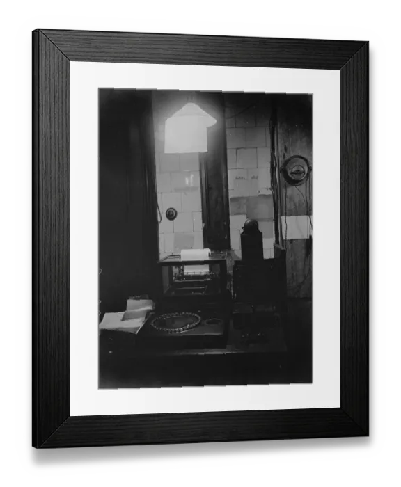 Framed Print : Special job for central news. 20 July 1926