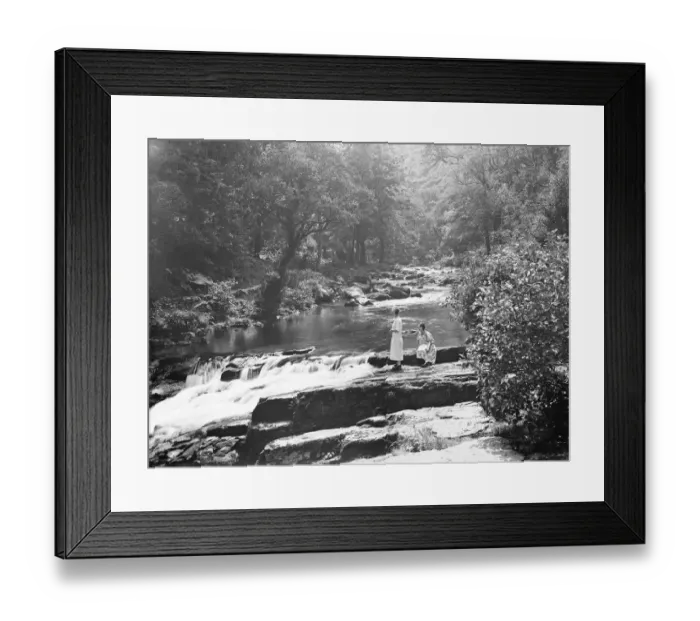 Framed Print : Lynton in Devon 1925 Framed Print : Lynton in Devon 1925
