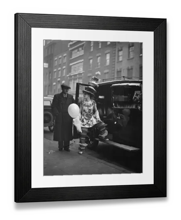 Framed Print : Competitor arrives by taxi for sunshine dancing finals. The finals of the Sunshine Framed Print : Competitor arrives by taxi for sunshine dancing finals. The finals of the Sunshine