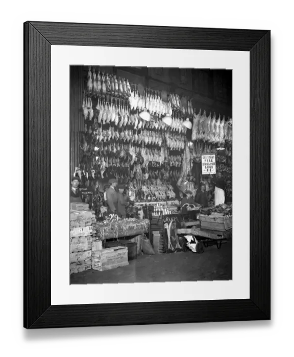 Framed Print : Christmas poultry at Leadenhall Market. 16 December 1927 Framed Print : Christmas poultry at Leadenhall Market. 16 December 1927