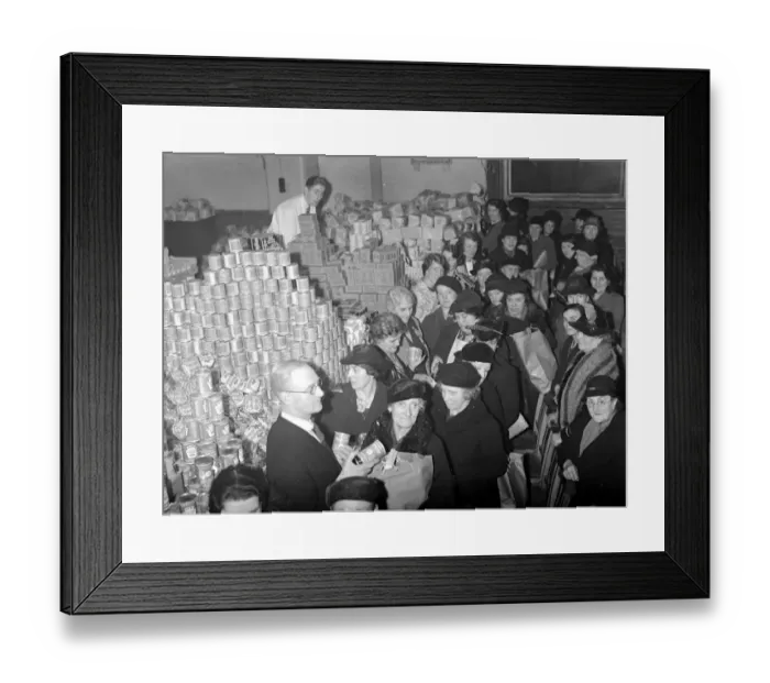 Framed Print : Hoxton Market Mission outing. Distribution of christmas gifts. 20 December 1939 Framed Print : Hoxton Market Mission outing. Distribution of christmas gifts. 20 December 1939