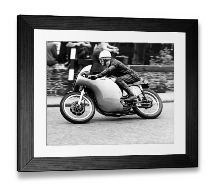 Framed Print : South African Jim Redman at Quarter Uridge on the first lap of the senior TT race