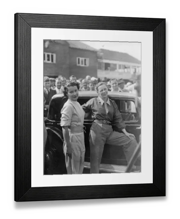 Framed Print : Mrs Kay Petre ( left ) beats Mrs Gwenda Stewart in womens speed duel at Brooklands Framed Print : Mrs Kay Petre ( left ) beats Mrs Gwenda Stewart in womens speed duel at Brooklands