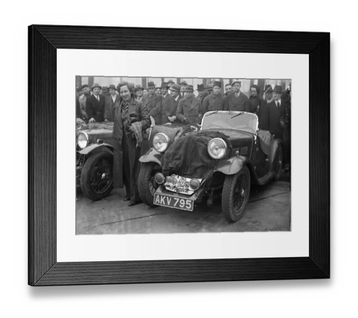 Framed Print : French motor rally. Thirty nine competitors left the Place de la Concorde in Paris Framed Print : French motor rally. Thirty nine competitors left the Place de la Concorde in Paris