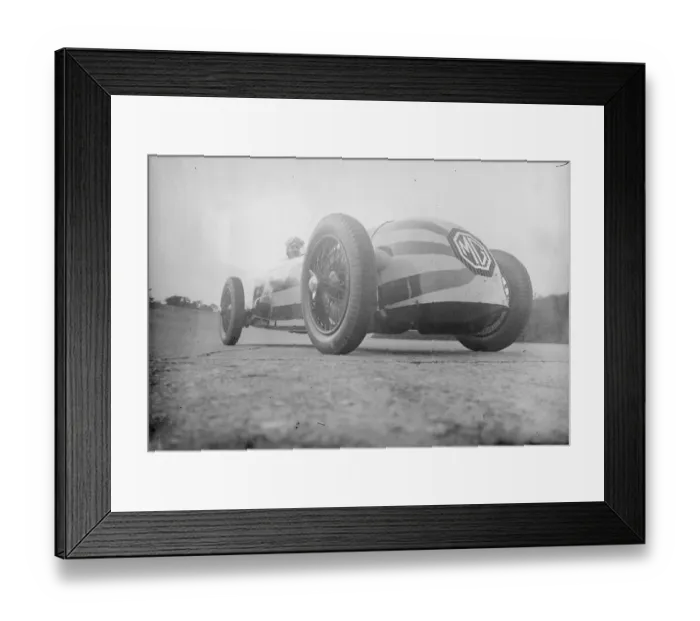 Framed Print : Captain George Eyston, the famous racing driver, testing his giant new Bullet Headed Framed Print : Captain George Eyston, the famous racing driver, testing his giant new Bullet Headed