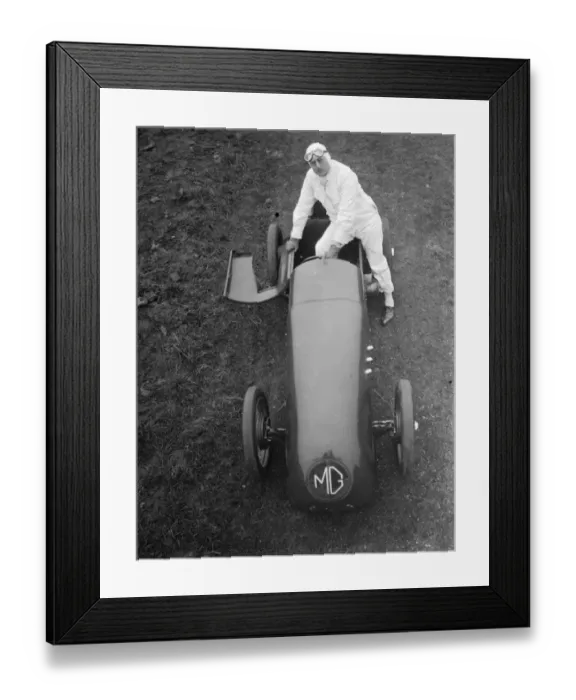 Framed Print : G E T Eyston prepares for attack on world speed record for baby cars at Pendine Sands Framed Print : G E T Eyston prepares for attack on world speed record for baby cars at Pendine Sands