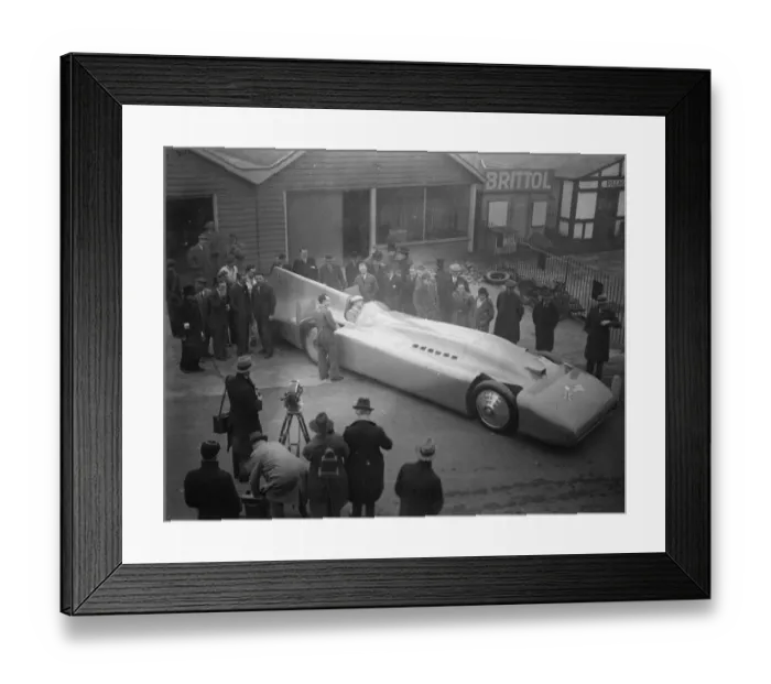 Framed Print : Sir Malcolm Campbells new Bluebird. First appearance at Brooklands. 9 January 1935 Framed Print : Sir Malcolm Campbells new Bluebird. First appearance at Brooklands. 9 January 1935