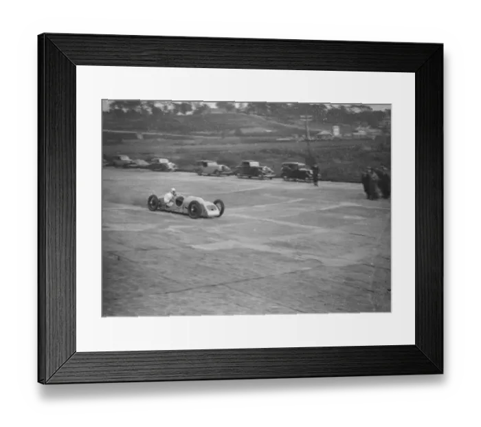 Framed Print : Attempt of diesel car records at Brooklands. Dr Reginald Munday is the new diesel