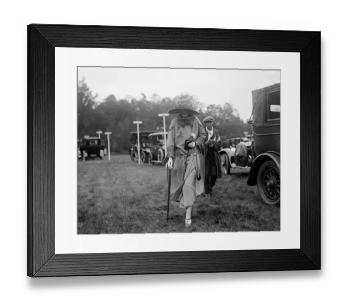 Framed Print : Ascot. Marchioness of Blandford. 1922 Framed Print : Ascot. Marchioness of Blandford. 1922