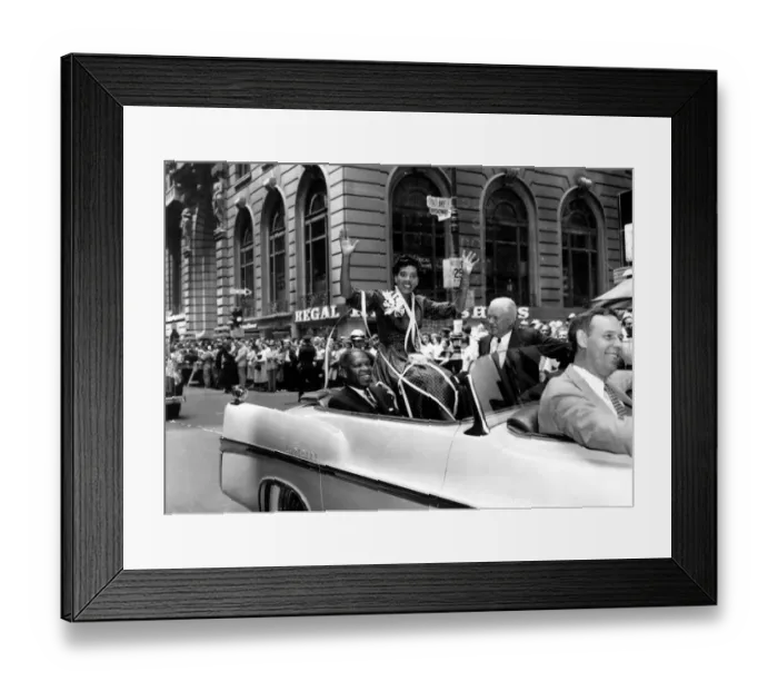 Framed Print : Miss Althea Gibson, who has just become Ladies Singles lawn tennis champion at Wimbledon Framed Print : Miss Althea Gibson, who has just become Ladies Singles lawn tennis champion at Wimbledon