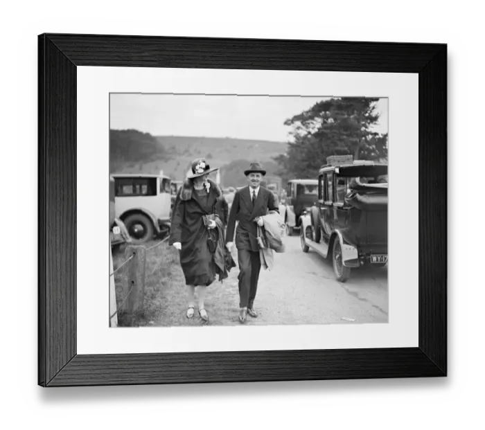 Framed Print : Earl of Pembroke at Goodwood Racecourse. 1927 Framed Print : Earl of Pembroke at Goodwood Racecourse. 1927
