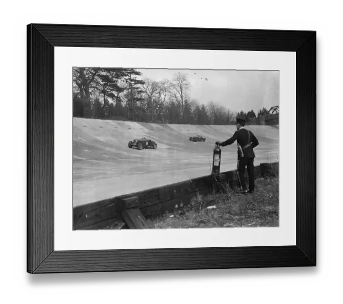 Framed Print : Women beats men at first Brooklands meeting. With women racing on equal terms Framed Print : Women beats men at first Brooklands meeting. With women racing on equal terms