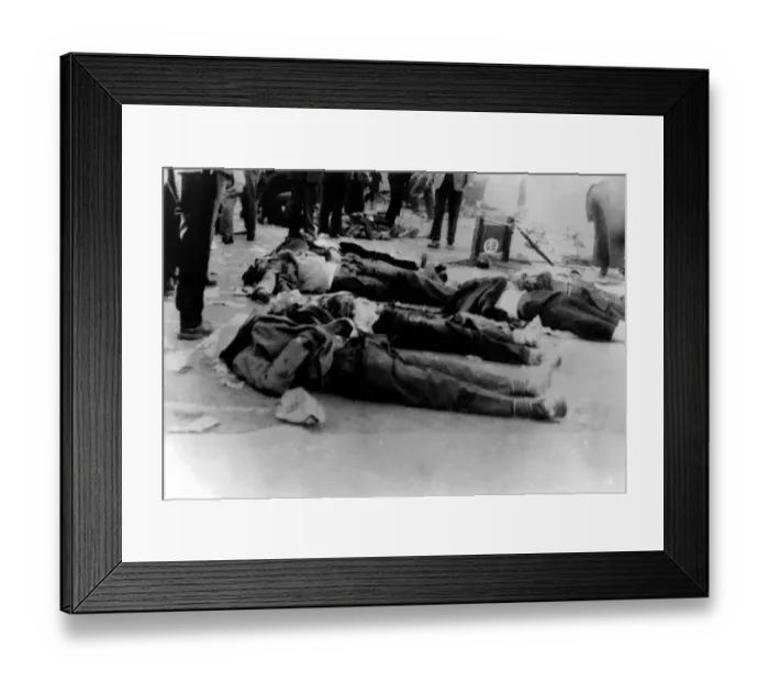 Framed Print : The tangled wreckage of Pierre Leveghs Mercedes after the disaster which claimed Framed Print : The tangled wreckage of Pierre Leveghs Mercedes after the disaster which claimed