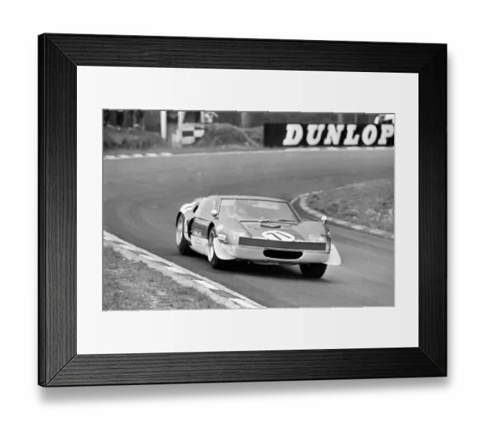 Framed Print : Brands Hatch, Kent, England: In action during the BOAC 500 International Sports Car