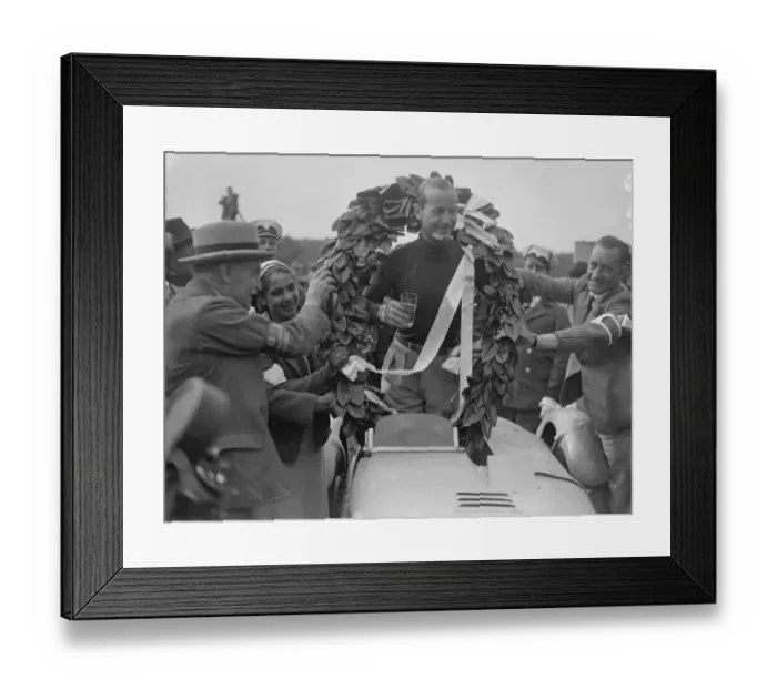 Framed Print : Gianfranco Cometti garlanded with laurels and being kissed by his wife after his Framed Print : Gianfranco Cometti garlanded with laurels and being kissed by his wife after his