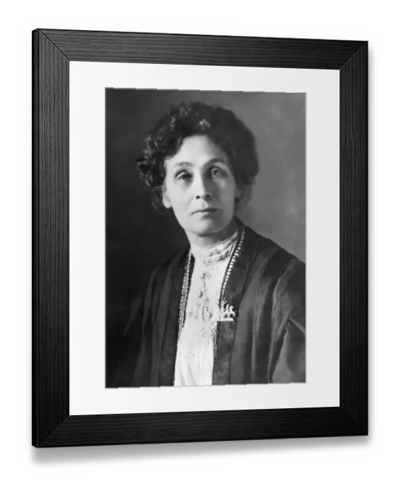 Framed Print : Emmeline Pankhurst (14 July 1858 - 14 June 1928) Framed Print : Emmeline Pankhurst (14 July 1858 - 14 June 1928)