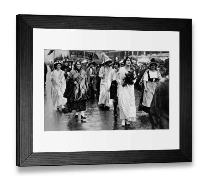 Framed Print : Womans Right To Serve Demonstration, on 17 July 1915, of thousands of women