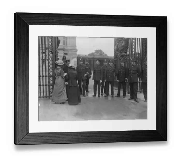 Framed Print : Suffragettes attempt to present a petition to the King at Buckingham Palace Lady Barkley Framed Print : Suffragettes attempt to present a petition to the King at Buckingham Palace Lady Barkley