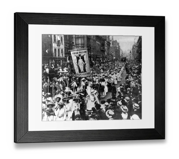 Framed Print : Suffragettes demonstrating in London. The wands they carry 617 are one for each conviction Framed Print : Suffragettes demonstrating in London. The wands they carry 617 are one for each conviction