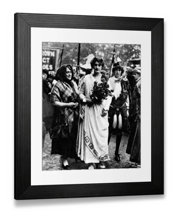 Framed Print : Womans Right To Serve Demonstration, on 17 July 1915, of thousands of women