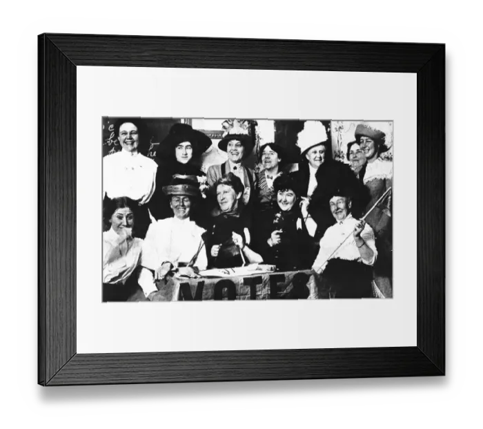 Framed Print : Twelve happy ladies photographed in a San Francisco hotel in November 1919 just