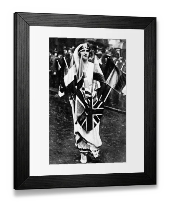 Framed Print : Womans Right To Serve Demonstration, on 17 July 1915, of thousands of women