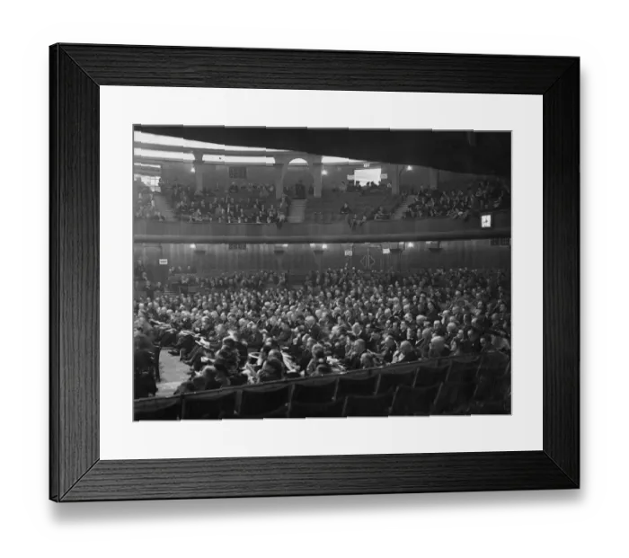 Framed Print : The 78th Trades Union Congress opened at the Dome, Brighton today. Several big issues Framed Print : The 78th Trades Union Congress opened at the Dome, Brighton today. Several big issues