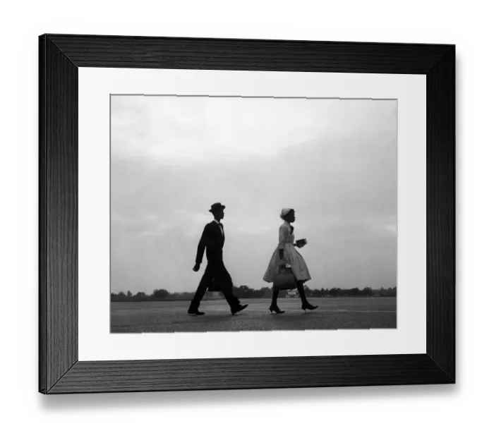 Framed Print : Immigrants from the West Indies arriving at dusk on Saturday evening at Gatwick Airport Framed Print : Immigrants from the West Indies arriving at dusk on Saturday evening at Gatwick Airport