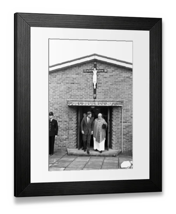 Framed Print : President Kennedy leaving the Roman Catholic Church, Forest Row, Sussex, standing